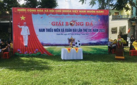 Xã Xuân Bái tổ chức khai mạc giải bóng đá nam thiếu niên lần thứ XII